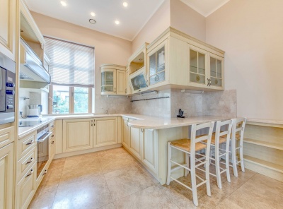 4 Bedrooms, Загородная, Продажа, Listing ID 1065, Московская область, Россия,