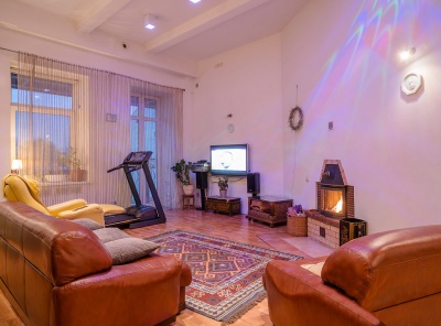 4 Комнаты, Городская, Аренда, Спиридоньевский переулок, дом 10А, Listing ID 2073, Москва, Россия,