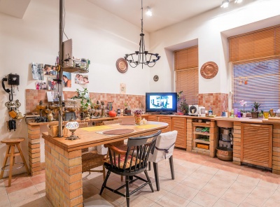 4 Комнаты, Городская, Аренда, Спиридоньевский переулок, дом 10А, Listing ID 2073, Москва, Россия,