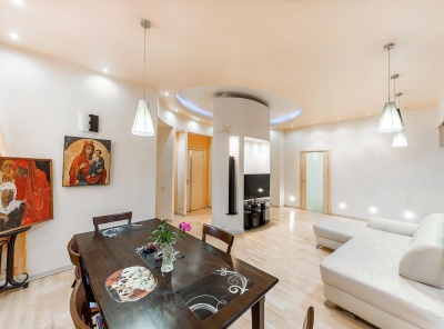 4 Комнаты, Городская, Аренда, Климентовский переулок, Listing ID 2124, Москва, Россия,