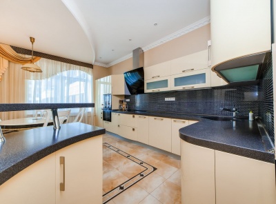 5 Комнаты, Городская, Аренда, Чапаевский переулок, Listing ID 2210, Москва, Россия,