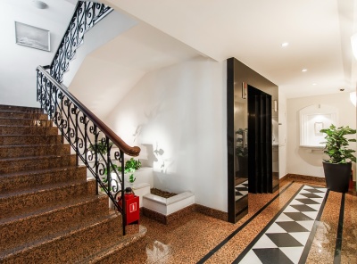 4 Комнаты, Городская, Аренда, Цветной бульвар, Listing ID 2276, Москва, Россия,