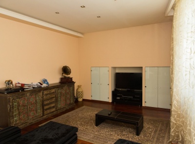 3 Комнаты, Городская, Аренда, Климентовский переулок, Listing ID 2306, Москва, Россия,