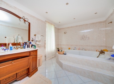 4 Bedrooms, Загородная, Аренда, Listing ID 2370, Московская область, Россия,
