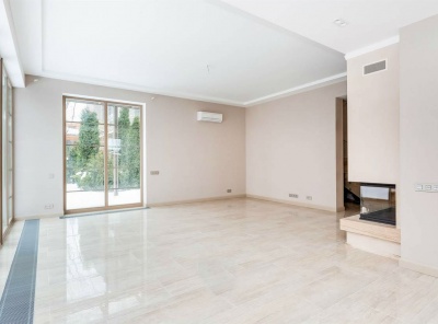 4 Bedrooms, Загородная, Продажа, Listing ID 2805, Московская область, Россия,