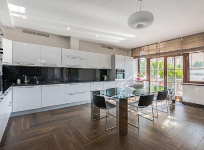 4 Bedrooms, Загородная, Аренда, Listing ID 2809, Московская область, Россия,