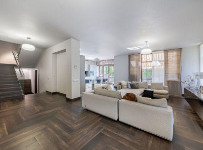 4 Bedrooms, Загородная, Аренда, Listing ID 2809, Московская область, Россия,