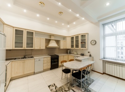 3 Комнаты, Городская, Аренда, Улица Тверская, дом 28/1, Listing ID 1162, Москва, Россия,