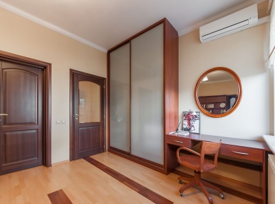 4 Комнаты, Городская, Аренда, Островной проезд, Listing ID 3264, Москва, Россия,