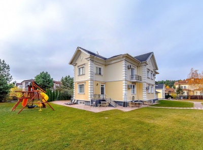4 Bedrooms, Загородная, Продажа, Listing ID 1217, Московская область, Россия,