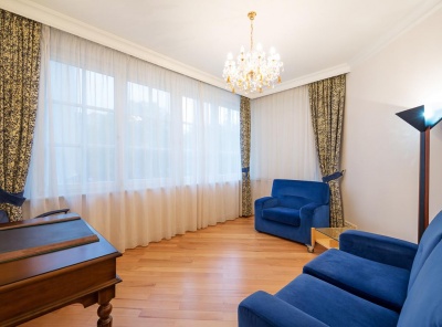 4 Комнаты, Городская, Продажа, Улица Спиридоновка, Listing ID 3354, Москва, Россия,