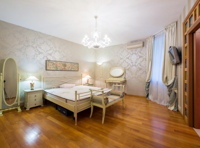 4 Комнаты, Городская, Продажа, Улица Спиридоновка, Listing ID 3354, Москва, Россия,