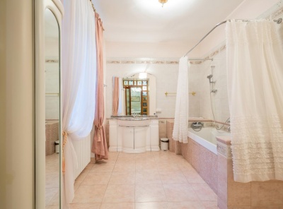 4 Комнаты, Городская, Продажа, Улица Спиридоновка, Listing ID 3354, Москва, Россия,