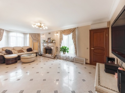 4 Bedrooms, Загородная, Аренда, Listing ID 3490, Московская область, Россия,