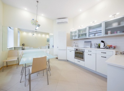 3 Комнаты, Городская, Продажа, Газетный переулок , Listing ID 3526, Москва, Россия,