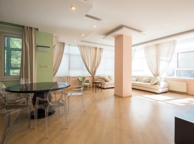 3 Комнаты, Городская, Аренда, Островной проезд, Listing ID 3841, Москва, Россия,