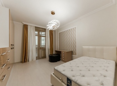 4 Комнаты, Городская, Аренда, Ломоносовский проспект, Listing ID 3857, Москва, Россия,