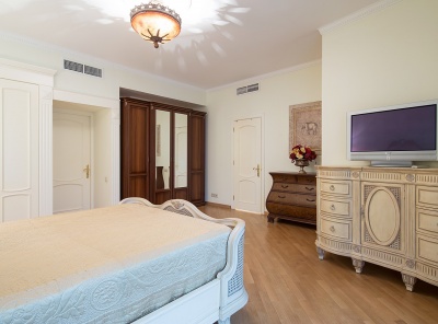 3 Комнаты, Городская, Аренда, 1-й Зачатьевский переулок, Listing ID 3927, Москва, Россия,