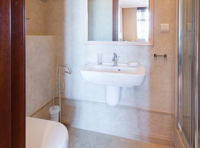 4 Комнаты, Городская, Аренда, Чапаевский перулок, Listing ID 4072, Москва, Россия,