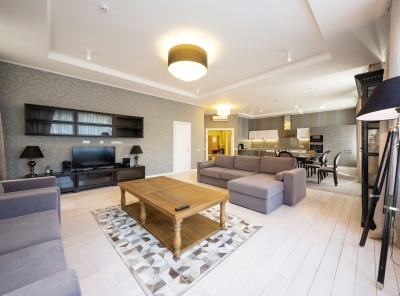 4 Комнаты, Городская, Продажа, Барыковский переулок, Listing ID 4137, Москва, Россия,