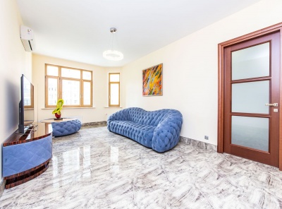 4 Комнаты, Городская, Продажа, Ломоносовский проспект, Listing ID 4147, Москва, Россия,