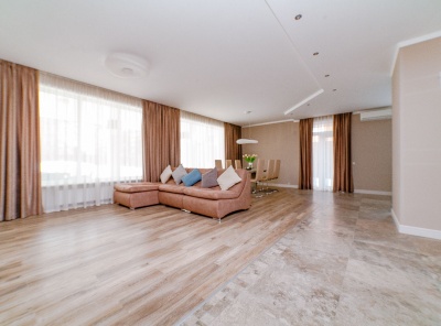 4 Bedrooms, 5 Комнаты, Загородная, Продажа, Listing ID 4195, Московская область, Россия,