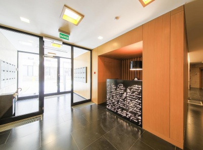 3 Комнаты, Городская, Продажа, Улица Льва Толстого, Listing ID 4455, Москва, Россия,