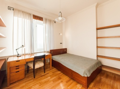 3 Комнаты, Городская, Продажа, Улица Мосфильмовская, Listing ID 4475, Москва, Россия,