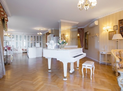 4 Комнаты, Городская, Аренда, Улица Мосфильмовская, Listing ID 4612, Москва, Россия,