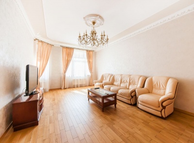 4 Комнаты, Городская, Аренда,  Ломоносовский проспект, Listing ID 4620, Москва, Россия,