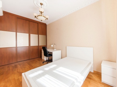 4 Комнаты, Городская, Аренда,  Ломоносовский проспект, Listing ID 4620, Москва, Россия,