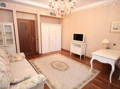 4 Комнаты, Городская, Аренда, Улица Мосфильмовская, Listing ID 4651, Москва, Россия,
