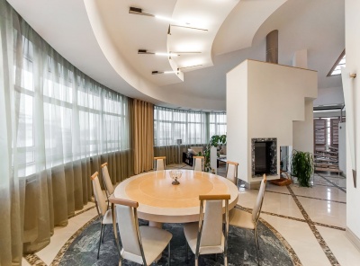 4 Комнаты, Городская, Аренда, Островной проезд, Listing ID 4955, Москва, Россия,