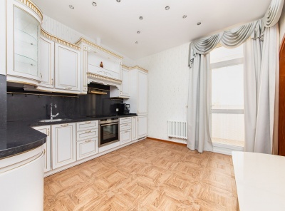 2 Комнаты, Городская, Продажа, Ломоносовский проспект, Listing ID 5488, Москва, Россия,