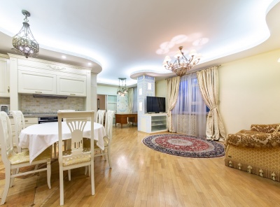 4 Комнаты, Городская, Аренда, Островной проезд, Listing ID 5611, Москва, Россия,