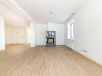 4 Bedrooms, Загородная, Продажа, Listing ID 5674, Московская область, Россия,