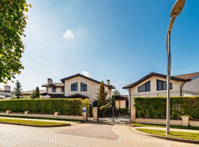 4 Bedrooms, Загородная, Продажа, Listing ID 1495, Московская область, Россия,