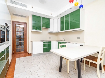 2 Комнаты, Городская, Аренда, Улица Крылатская, Listing ID 6192, Москва, Россия,