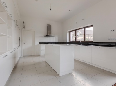 4 Bedrooms, Загородная, Продажа, Listing ID 6634, Московская область, Россия,