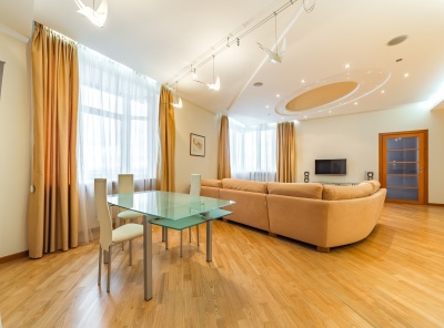 3 Комнаты, Городская, Аренда, Улица Авиационная, Listing ID 6954, Москва, Россия,