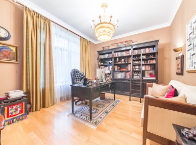 6 Bedrooms, Загородная, Продажа, Listing ID 6955, Московская область, Россия,