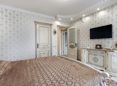 4 Комнаты, Городская, Продажа, Улица Часовая, Listing ID 7044, Москва, Россия,
