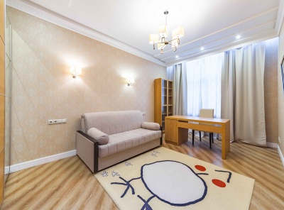 4 Комнаты, Городская, Аренда, Ломоносовский проспект , Listing ID 7063, Москва, Россия,