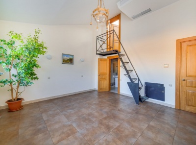 6 Комнаты, Городская, Аренда, Комсомольский проспект, Listing ID 1733, Москва, Россия,