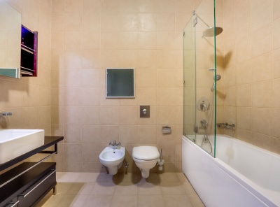 3 Комнаты, Городская, Аренда, Цветной бульвар, Listing ID 1820, Москва, Россия,
